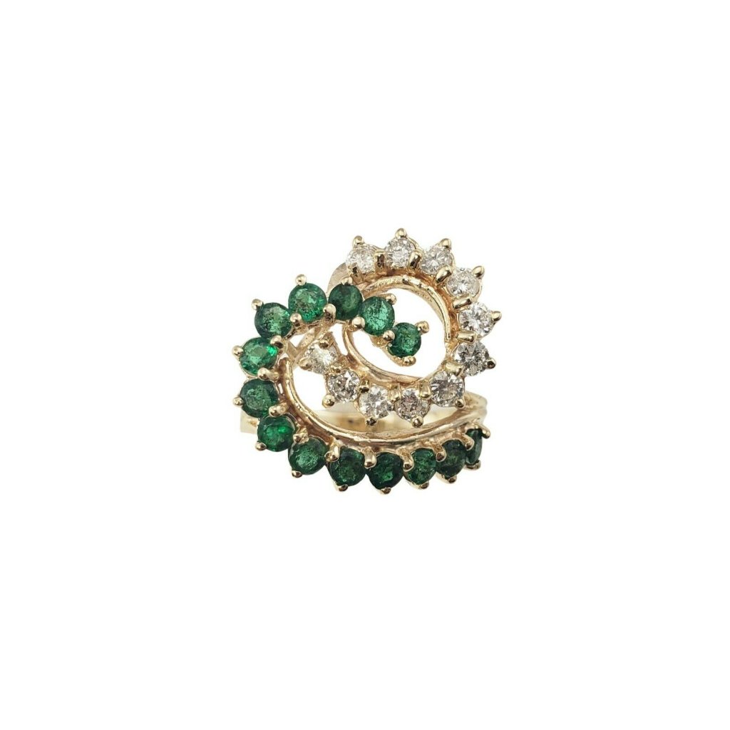 Vintage 14 Karat Yellow Gold Natural Emerald And Diamond Ring Size 6.25 #10917